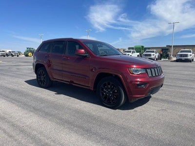 2021 Jeep Grand Cherokee Laredo X 4x4
