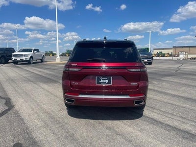 2022 Jeep Grand Cherokee Summit 4x4