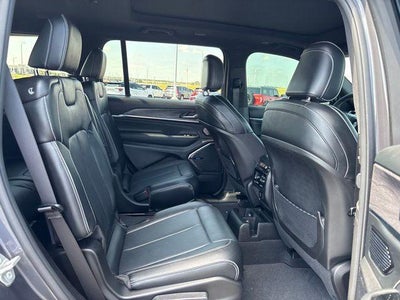 2023 Jeep Grand Cherokee L Overland 4x4