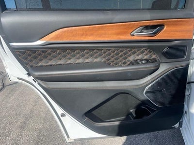 2023 Jeep Grand Cherokee L Summit 4x4