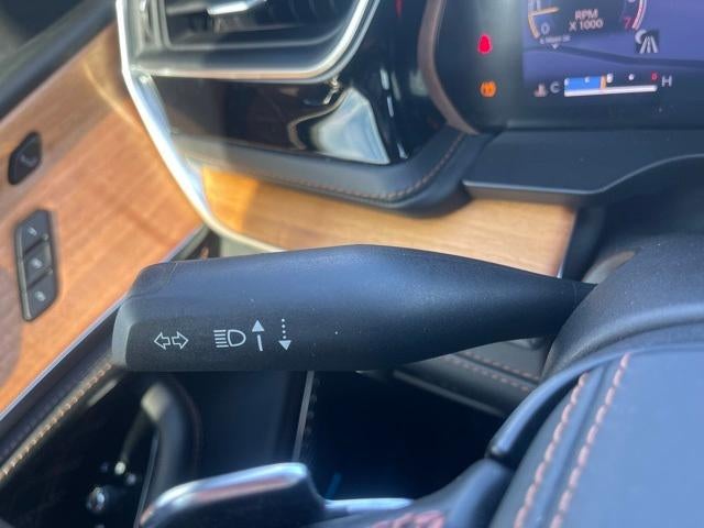 2023 Jeep Grand Cherokee L Summit 4x4