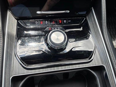 2024 Jeep Wagoneer L Series II 4x2 *Ltd Avail*