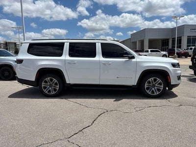 2024 Jeep Wagoneer L Series II 4x2 *Ltd Avail*