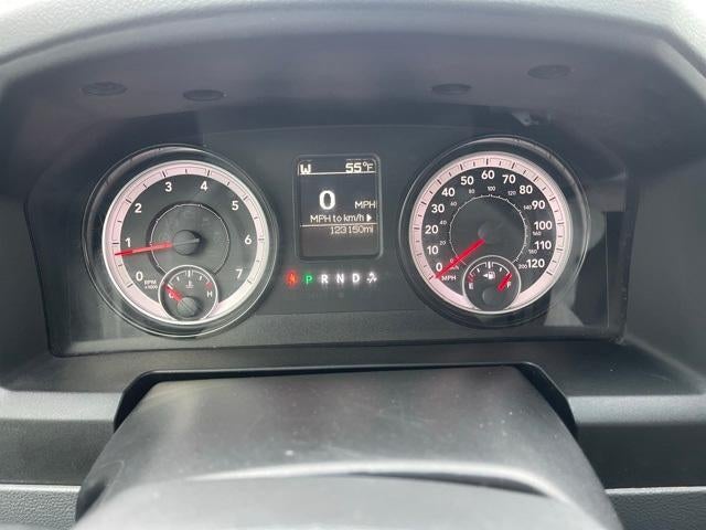 2015 RAM 1500 4WD Crew Cab 5.7 Ft Box Big Horn