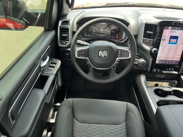 2025 RAM 1500 Big Horn 4x4 Crew Cab 5'7" Box