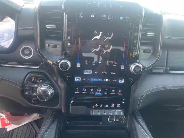 2022 RAM 1500 Limited 4x4 Crew Cab 5'7" Box