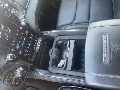 2022 RAM 1500 Limited 4x4 Crew Cab 5'7" Box