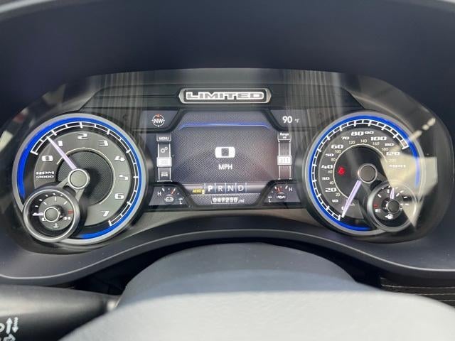 2022 RAM 1500 Limited 4x4 Crew Cab 5'7" Box