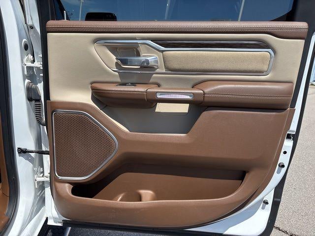 2020 RAM 1500 Laramie 4x4 Crew Cab 5'7" Box