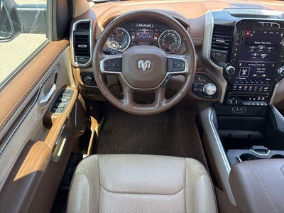 2020 RAM 1500 Laramie 4x4 Crew Cab 5'7" Box