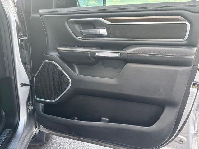 2022 RAM 1500 Laramie 4x4 Crew Cab 5'7" Box