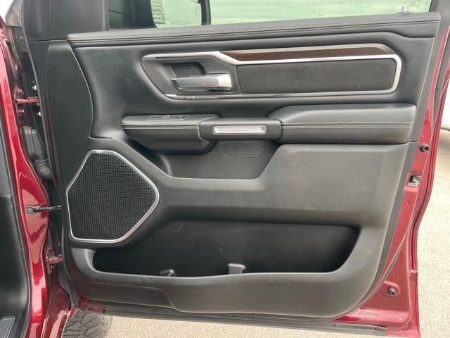 2021 RAM 1500 Laramie 4x4 Crew Cab 5'7" Box