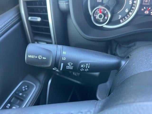 2022 RAM 1500 Laramie 4x4 Crew Cab 5'7" Box