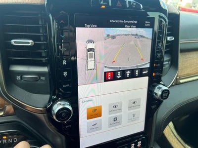 2022 RAM 1500 Longhorn 4x4 Crew Cab 5'7" Box