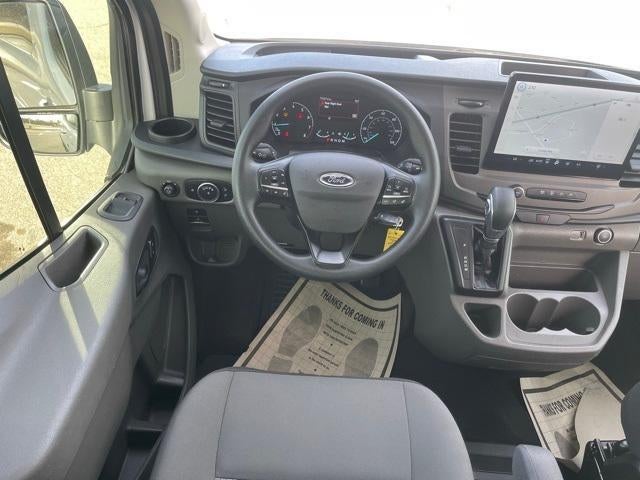 2022 Ford Transit Passenger Wagon T-350 148" Med Roof XLT RWD