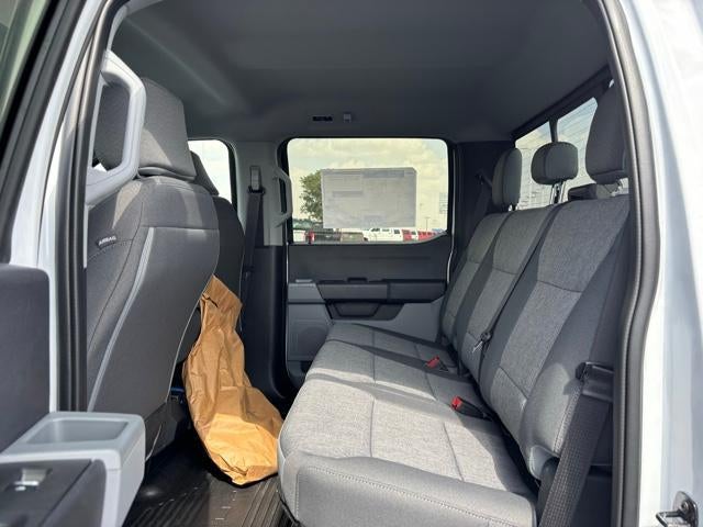 2026 Ford Super Duty F-350 DRW XL 4WD Crew Cab 179" WB 60" CA