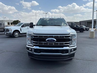 2026 Ford Super Duty F-350 DRW XL 4WD Crew Cab 179" WB 60" CA