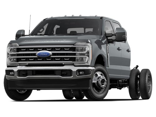 2027 Ford Super Duty F-350 DRW LARIAT 4WD Crew Cab 179" WB 60" CA