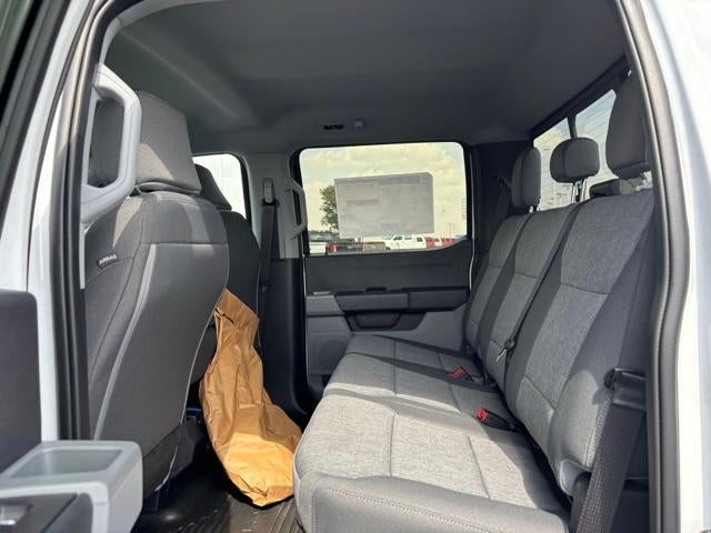 2026 Ford Super Duty F-350 DRW XLT 4WD Crew Cab 179" WB 60" CA