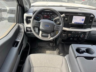2026 Ford Super Duty F-350 DRW XLT 4WD Crew Cab 179" WB 60" CA