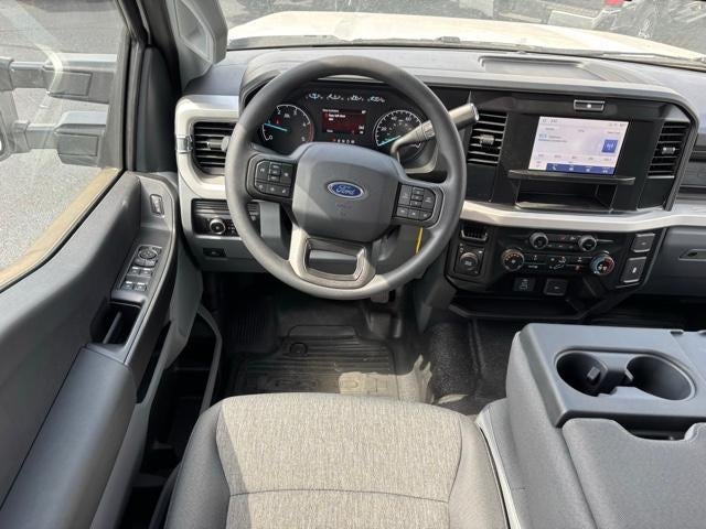 2026 Ford Super Duty F-350 DRW XLT 4WD Crew Cab 179" WB 60" CA