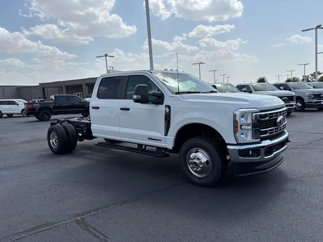2026 Ford Super Duty F-350 DRW XLT 4WD Crew Cab 179" WB 60" CA