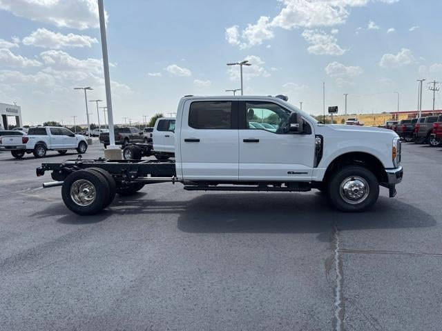 2026 Ford Super Duty F-350 DRW XLT 4WD Crew Cab 179" WB 60" CA