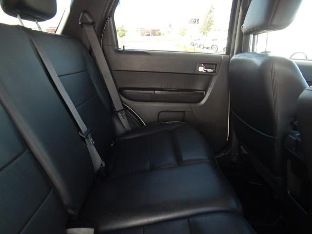 2012 Ford Escape FWD 4dr Limited