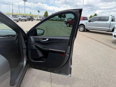 2025 Ford Escape ST-Line FWD