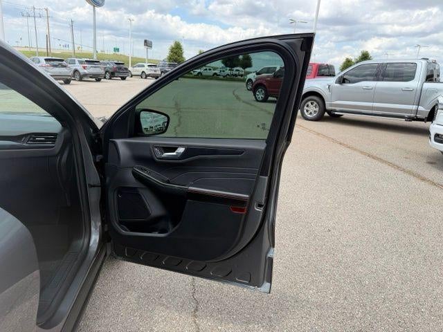 2025 Ford Escape ST-Line FWD