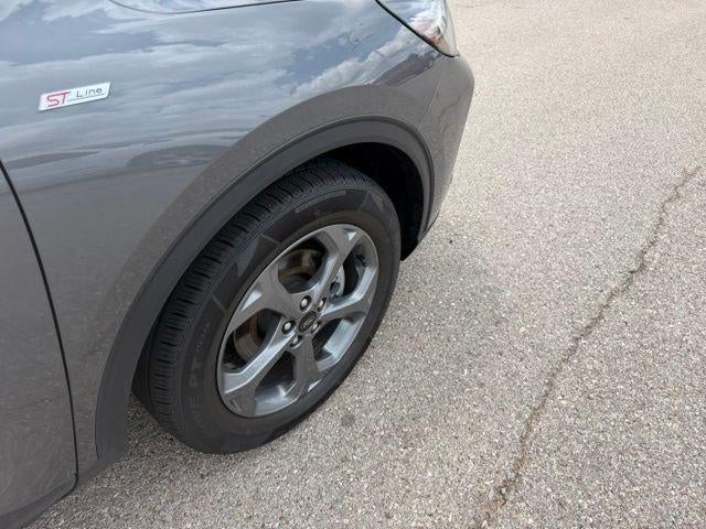 2025 Ford Escape ST-Line FWD