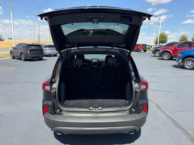 2025 Ford Escape ST-Line Select AWD