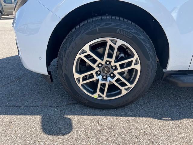 2025 Ford Expedition Active 4x4