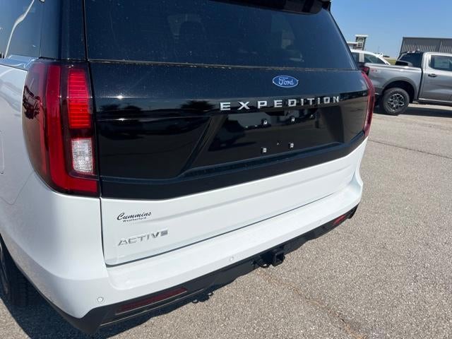 2025 Ford Expedition Active 4x4