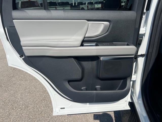 2025 Ford Expedition Active 4x4