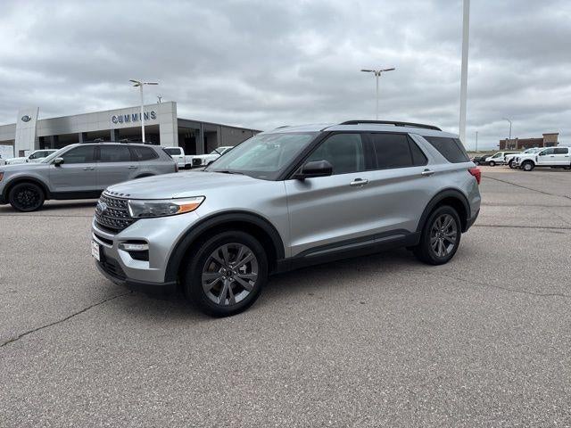 2022 Ford Explorer XLT 4WD's photo