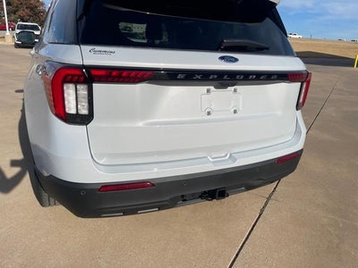 2026 Ford Explorer Active w/100A Pkg RWD