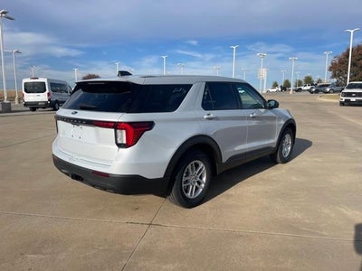 2026 Ford Explorer Active w/100A Pkg RWD