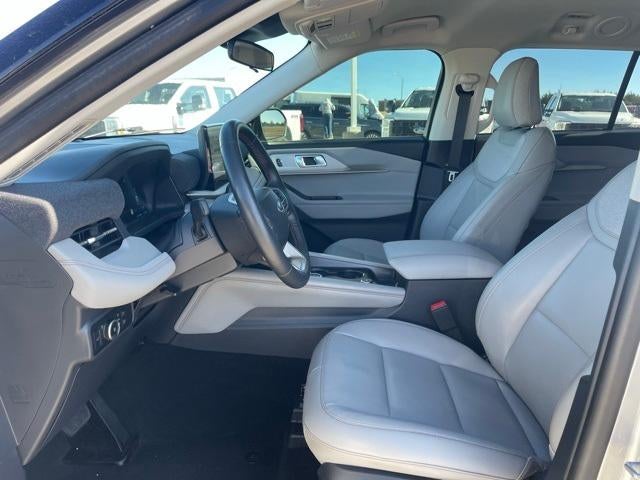 2025 Ford Explorer Active 4WD