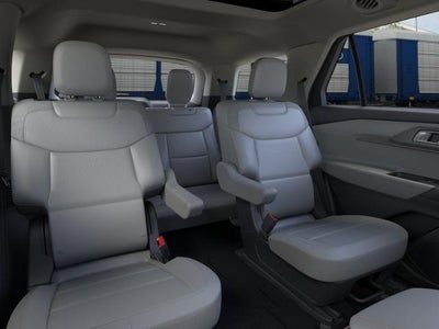 2026 Ford Explorer Active w/100A Pkg 4WD