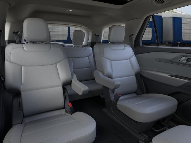 2026 Ford Explorer Active w/100A Pkg 4WD