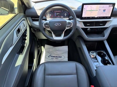 2026 Ford Explorer Active w/100A Pkg 4WD