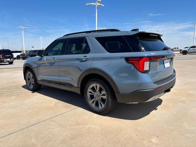 2026 Ford Explorer Active w/100A Pkg 4WD
