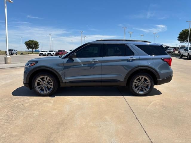2026 Ford Explorer Active w/100A Pkg 4WD