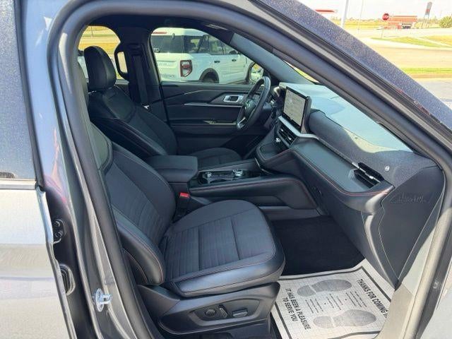 2025 Ford Explorer ST-Line 4WD