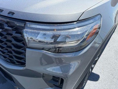 2025 Ford Explorer ST-Line 4WD
