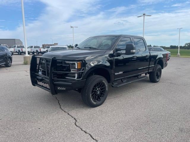 2022 Ford Super Duty F-250 SRW LARIAT 4WD Crew Cab 6.75' Box