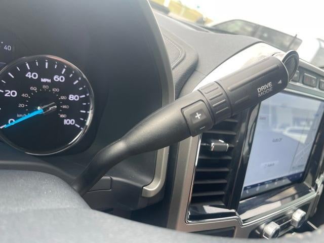 2022 Ford Super Duty F-250 SRW LARIAT 4WD Crew Cab 6.75' Box