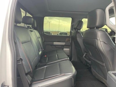 2024 Ford Super Duty F-250 SRW LARIAT 4WD Crew Cab 6.75' Box