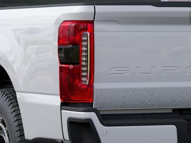 2027 Ford Super Duty F-250 SRW XL 4WD Crew Cab 6.75' Box